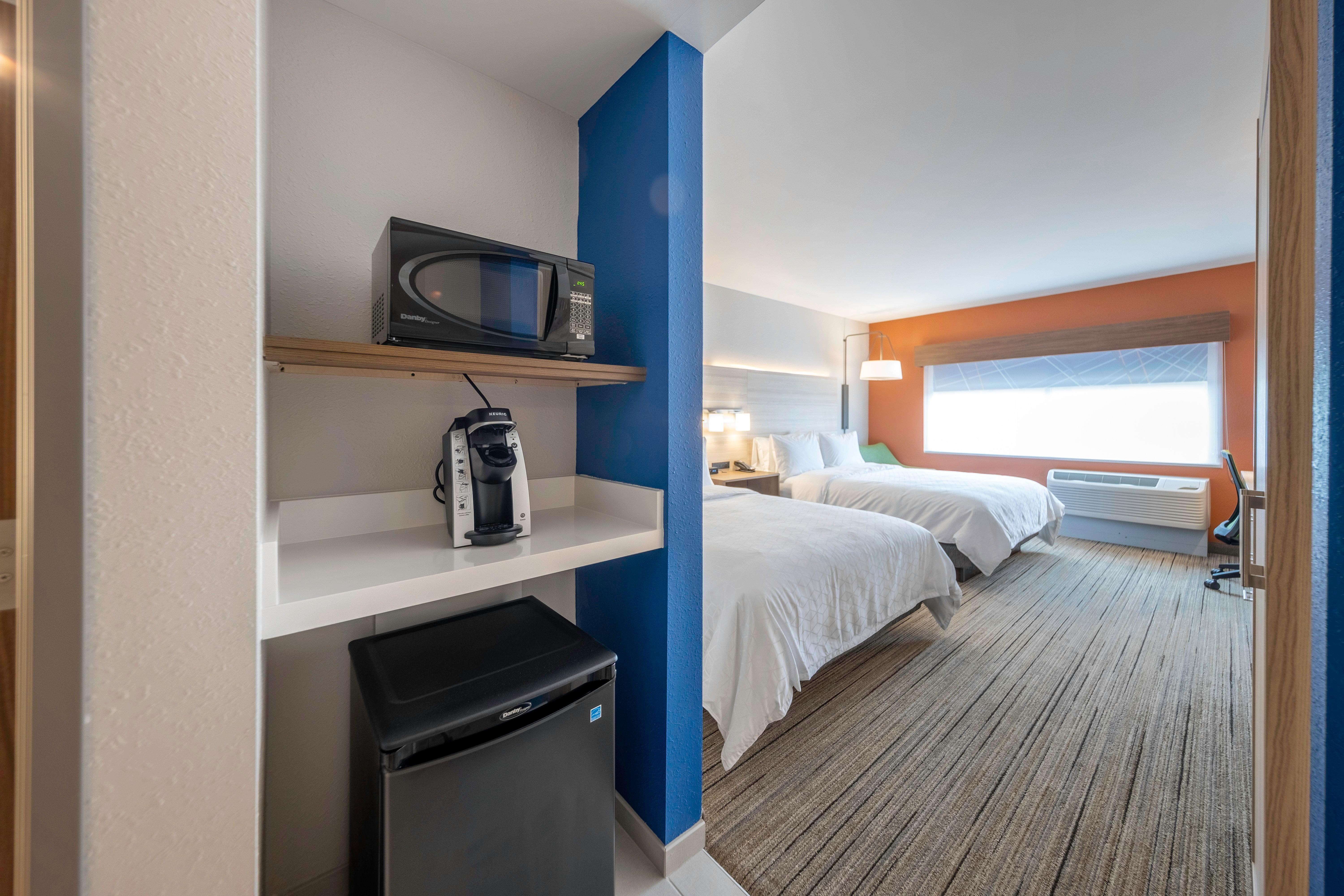 Holiday Inn Express & Suites - Staunton By Ihg Kültér fotó