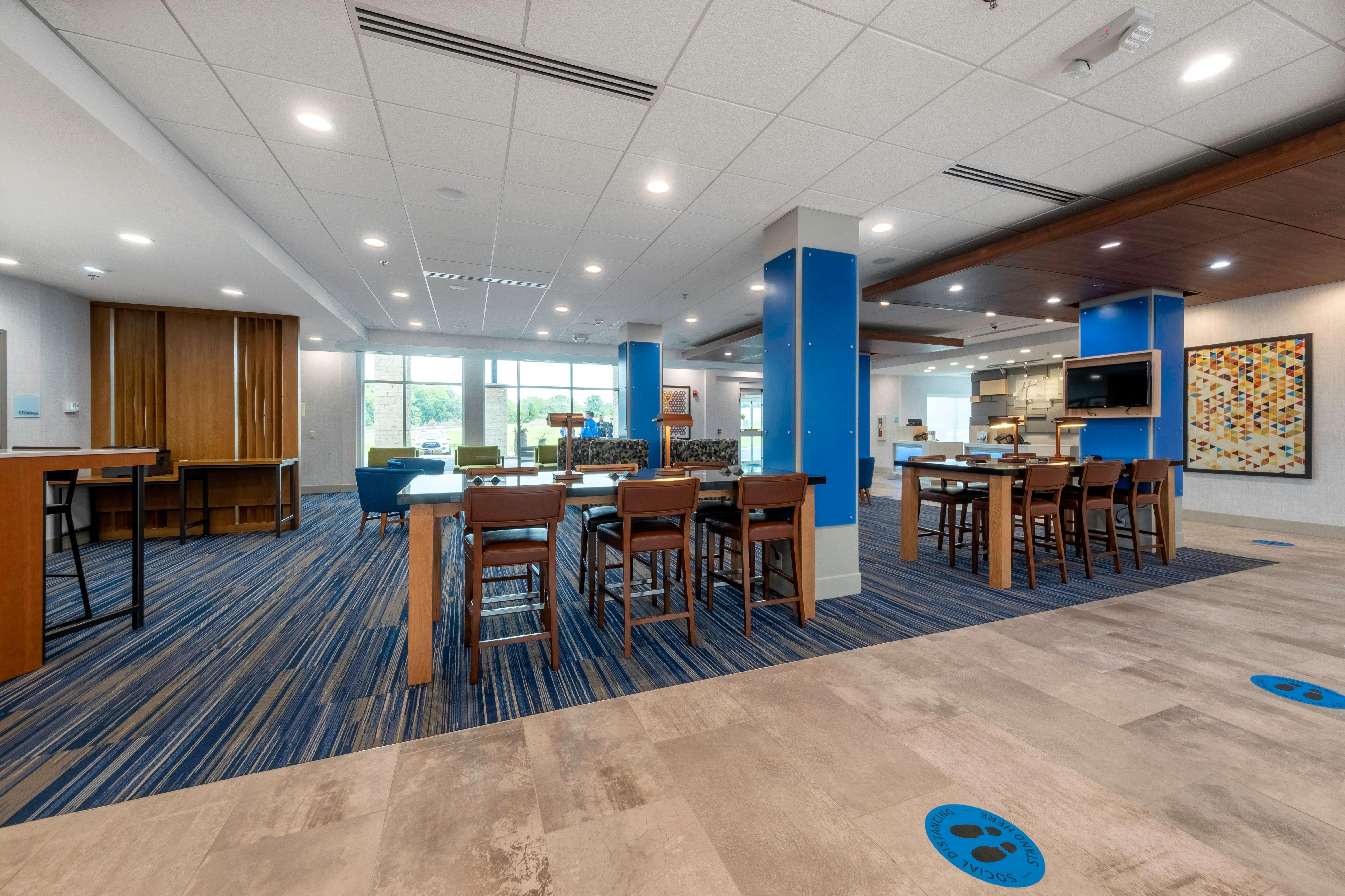Holiday Inn Express & Suites - Staunton By Ihg Kültér fotó
