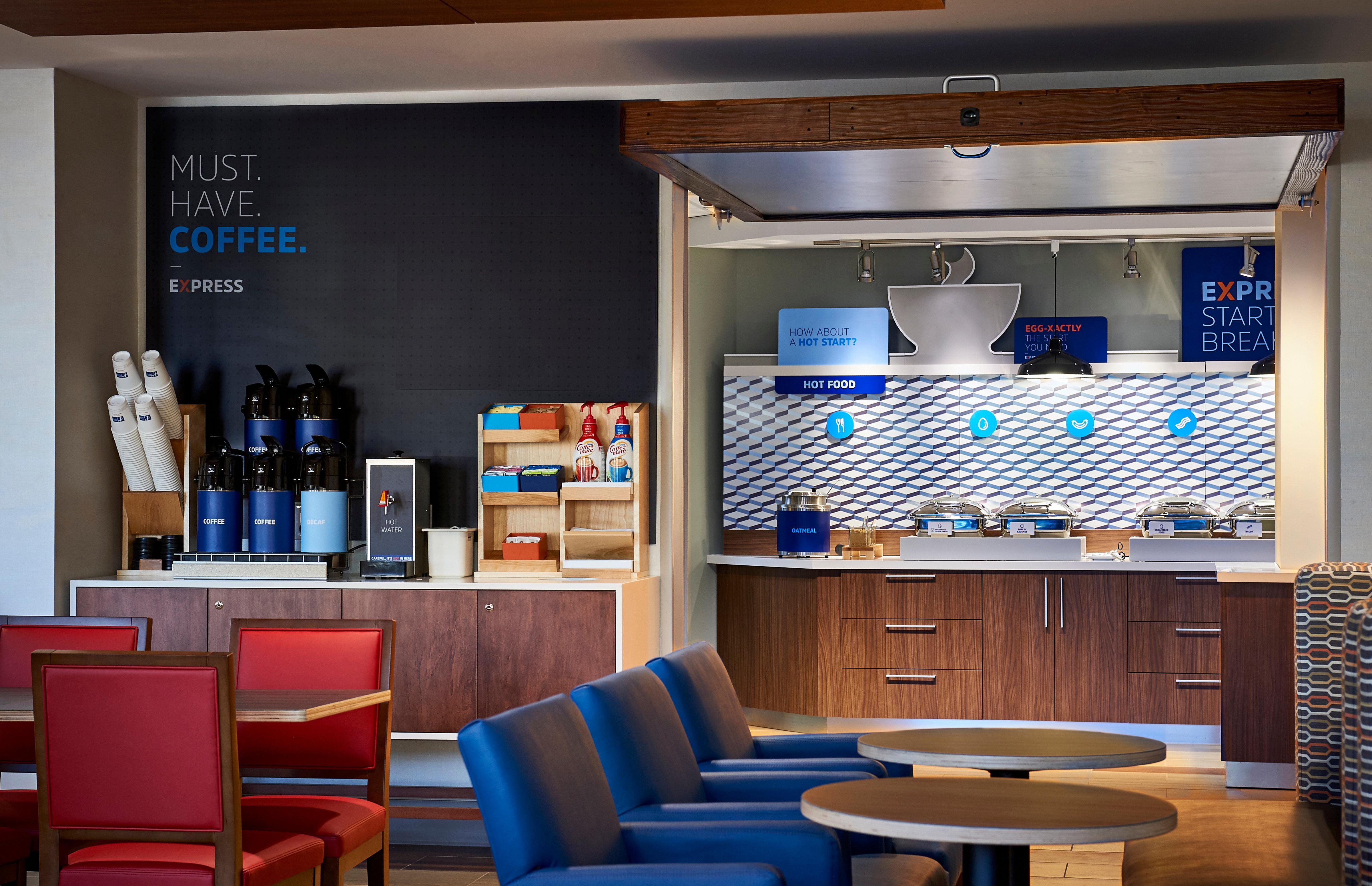 Holiday Inn Express & Suites - Staunton By Ihg Kültér fotó