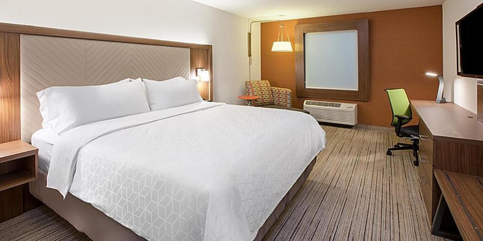 Holiday Inn Express & Suites - Staunton By Ihg Kültér fotó