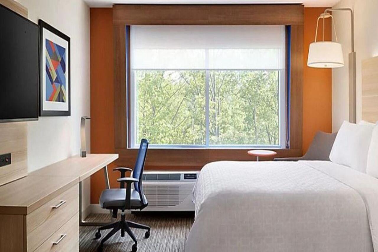 Holiday Inn Express & Suites - Staunton By Ihg Kültér fotó